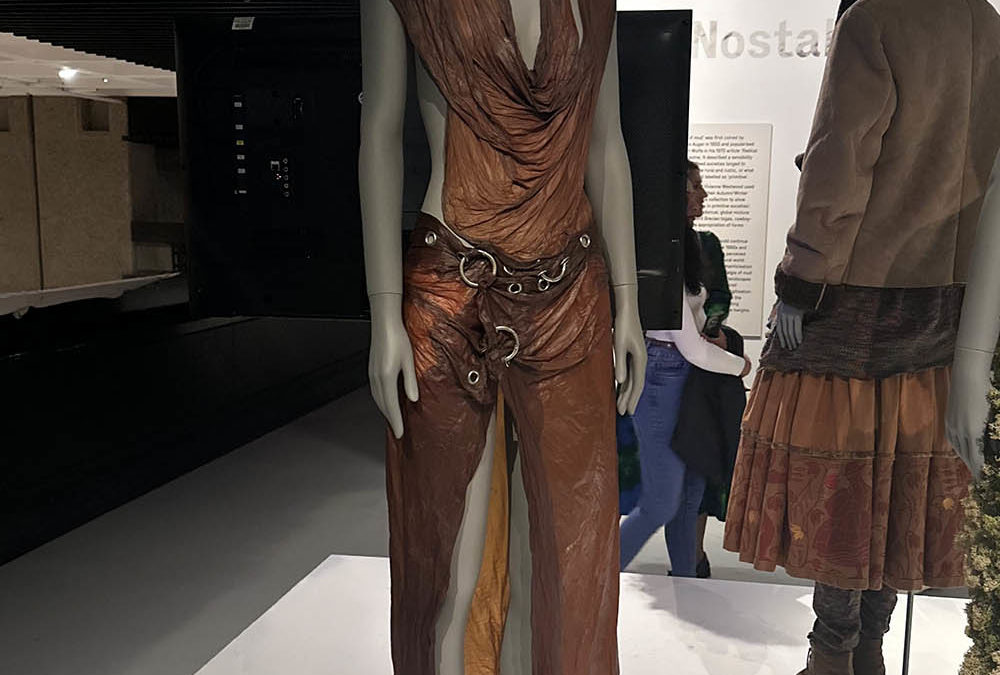 “CARIÁTIDE N.02” BY IVAN HUNGA GARCIA ON DISPLAY AT THE BARBICAN ART GALLERY